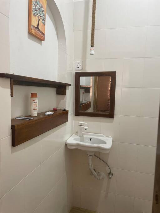 Apartament B Zanzibar *